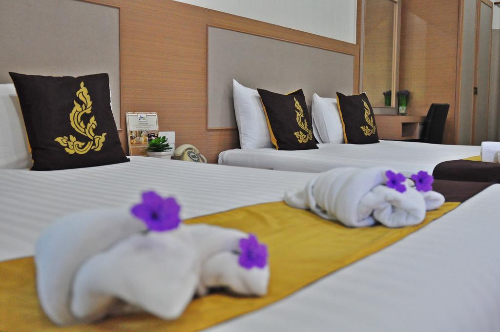 111 Resort & Spa Ban Tha Ramat Экстерьер фото