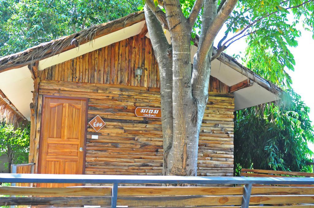 111 Resort & Spa Ban Tha Ramat Экстерьер фото